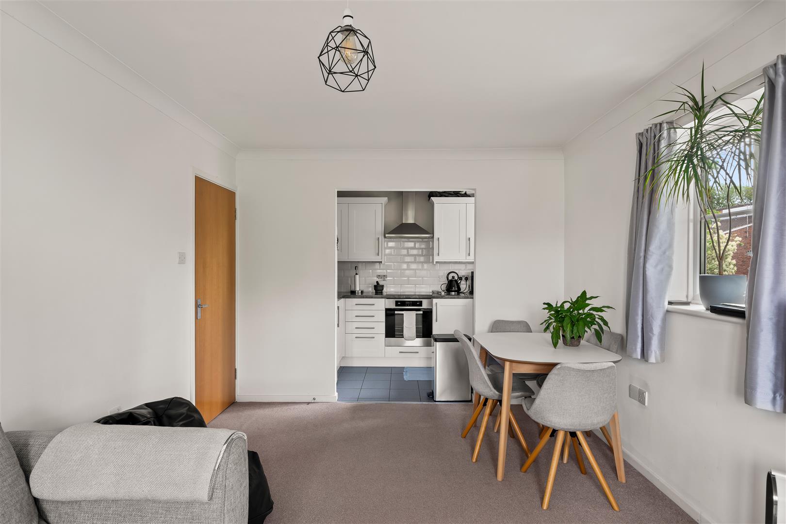Mulgrave Road, Sutton